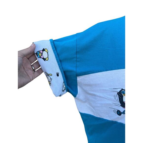 The Zoo Crew 87' Women's M Crop Tee Shirt Bear Riding Bicycle Graphic Blue - Picture 11 of 11